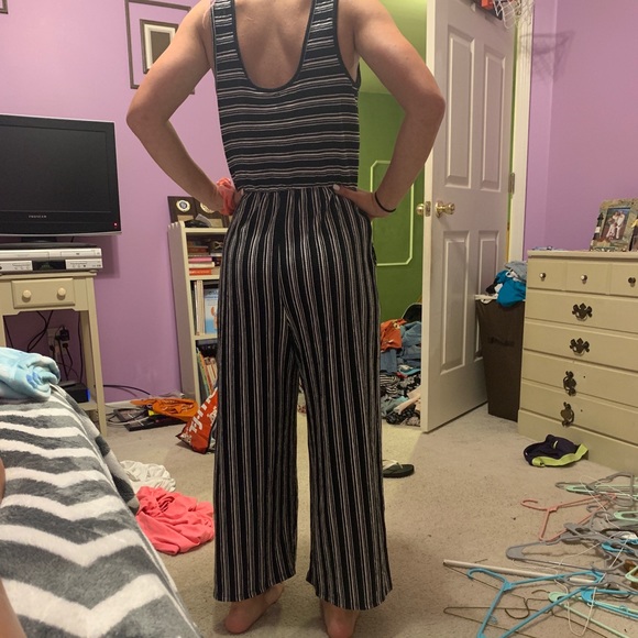 Black and White Jumpsuit - Picture 3 of 3